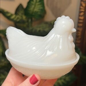 Hazel Atlas Farmhouse Opalescent White Milk Glass Hen on Nest Small Candy Dish